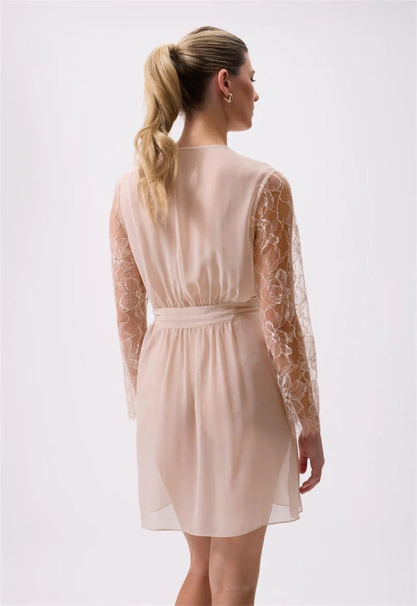 Sincerity Cover Up in Champagne - Romantiques