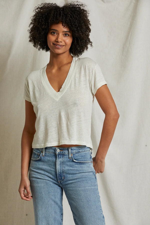 Rosie Linen Jersey V-Neck Tee in Natural - Romantiques