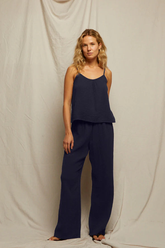The Mina Double Gauze Pull On Pant in Navy - Romantiques