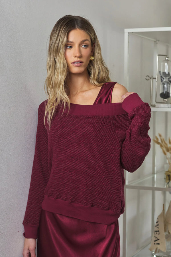 Carol Off Shoulder Pullover - Romantiques
