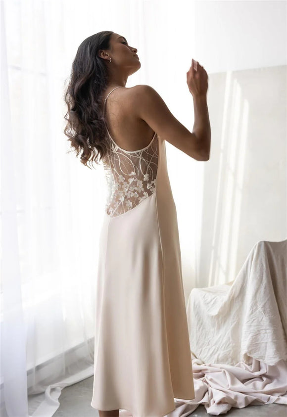 Kiss Gown in Champagne