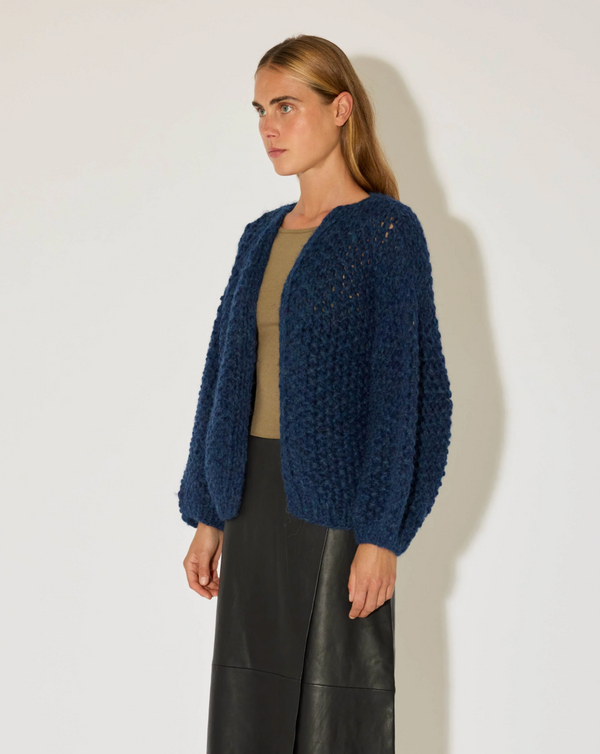 Chunky Alpaca Pearl Pattern Bomber Cardigan In Denim - Romantiques