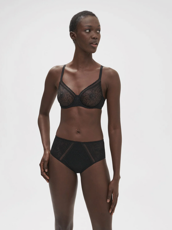 Comete Molded Full Cup Bra In Black - Romantiques