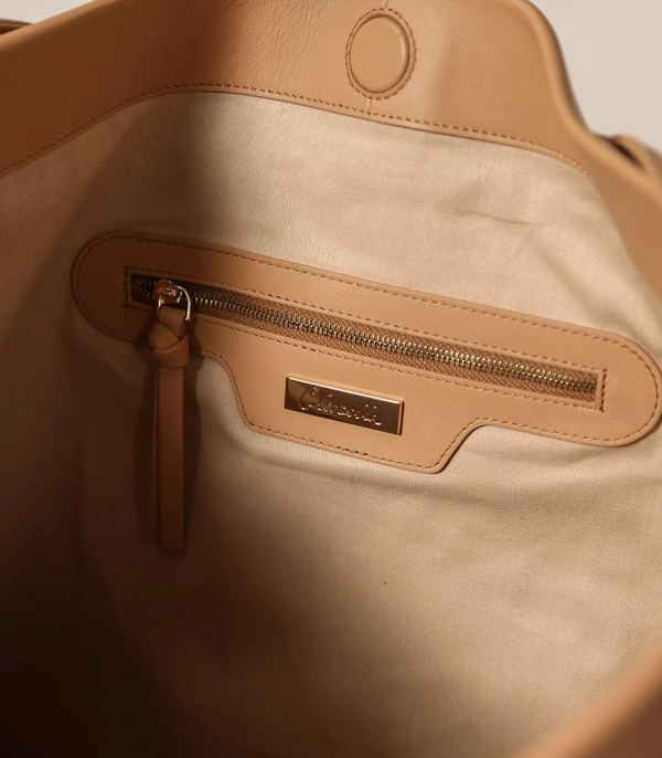 Ariadne Tote Bag in Tan - Romantiques