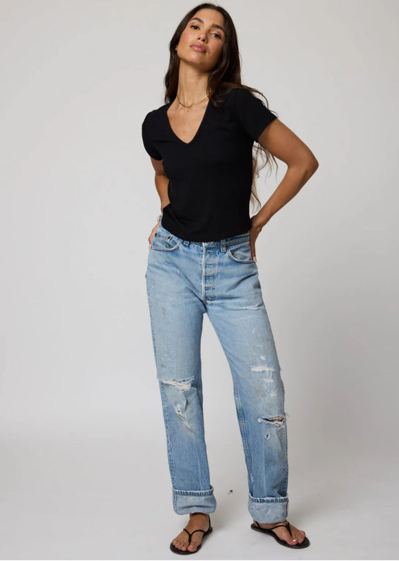Stillwater Rib V-Neck Crop Baby Tee in Black - Romantiques