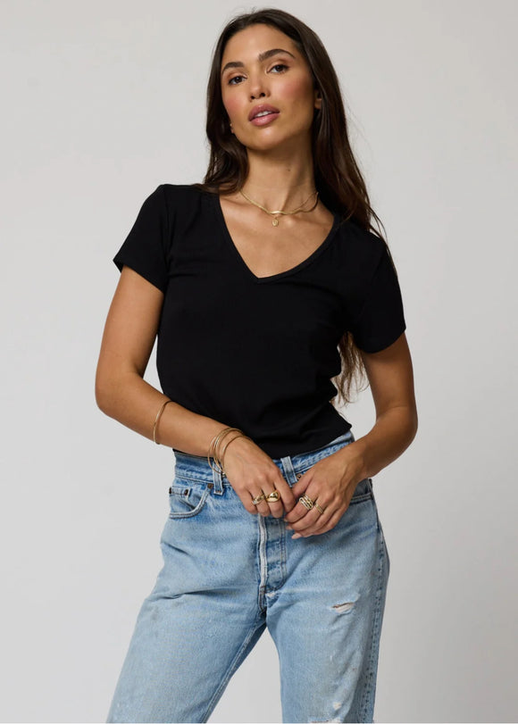 Stillwater Rib V-Neck Crop Baby Tee in Black - Romantiques