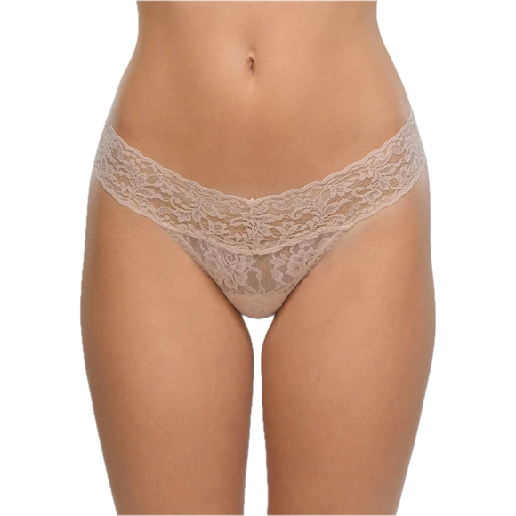 Hanky Panky Signature Lace Low Rise Thong in Nude - Romantiques