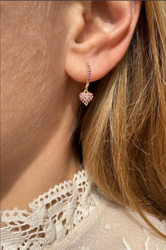 Native Gem Queen of Hearts Huggie Earrings in Pink Ombre - Romantiques
