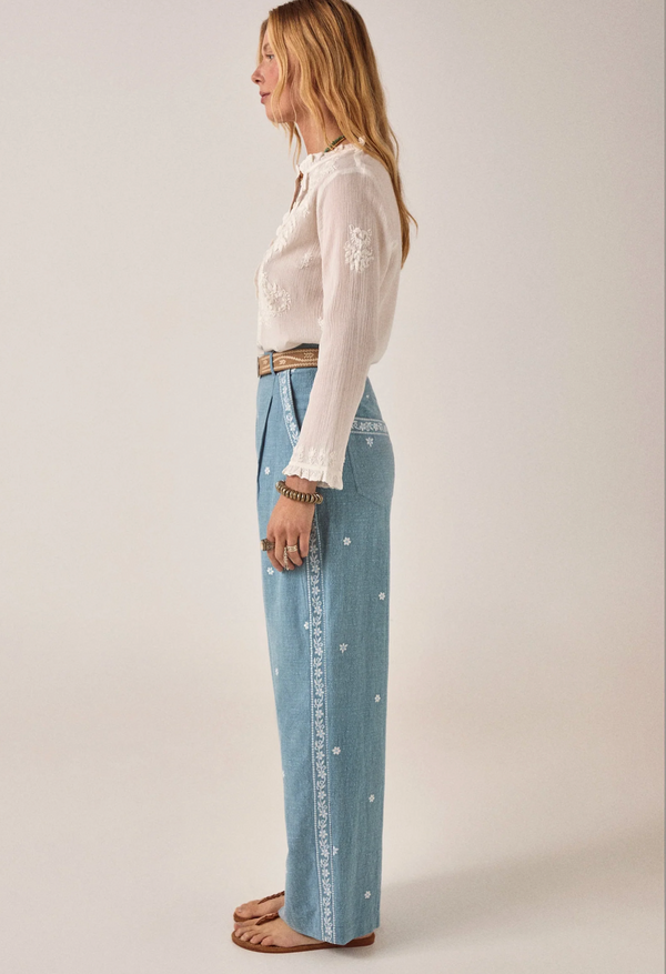 Bilbao Gabriela Blouse in Off White - Romantiques