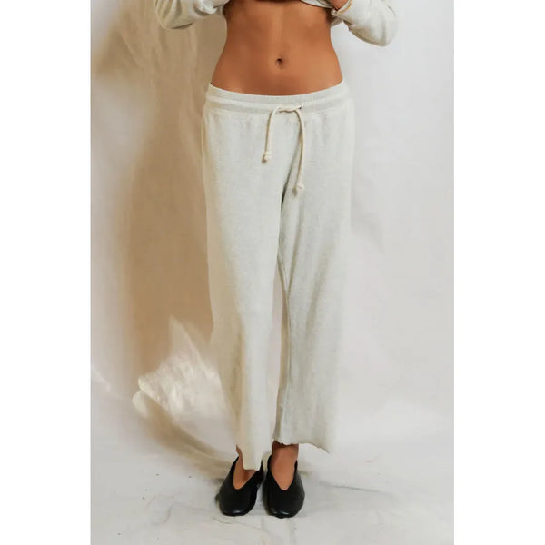 Perfect White Tee Eliana Loop Terry Capri Pant in Oatmeal - Romantiques