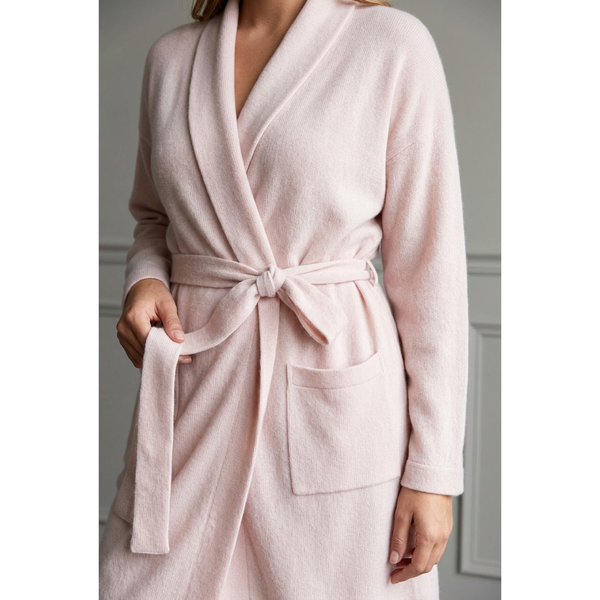 Pink Champagne cashmere robe belt and pocket detail