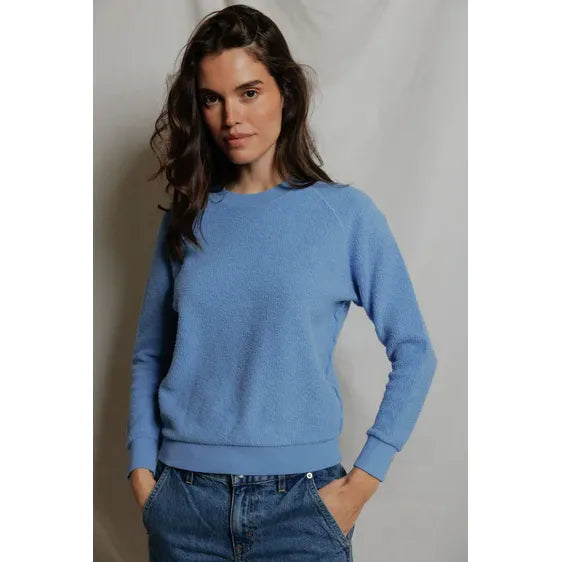 Ziggy Reverse Fleece Crew Neck Sweatshirt in Pacific Blue - Romantiques